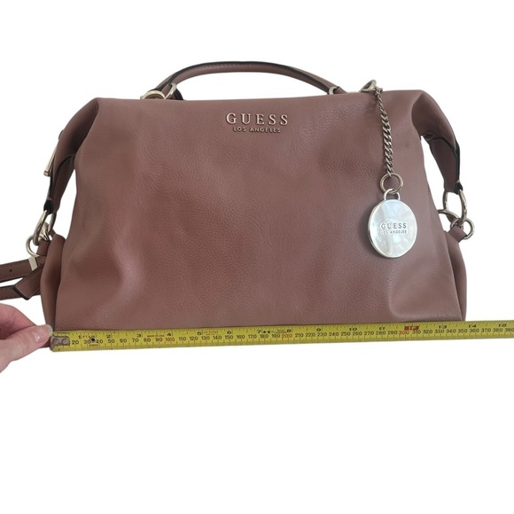 Guess large handbag crossbody NWOT pink mauve women’s purse pockets long strap - Picture 12 of 16